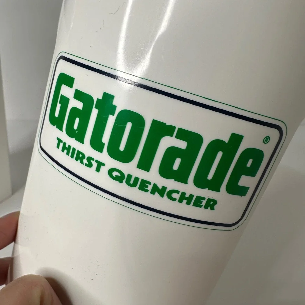2 Vtg Atlanta Braves Gatorade Insulated Tumblers 48oz Stadium Giveaway 90s MLB